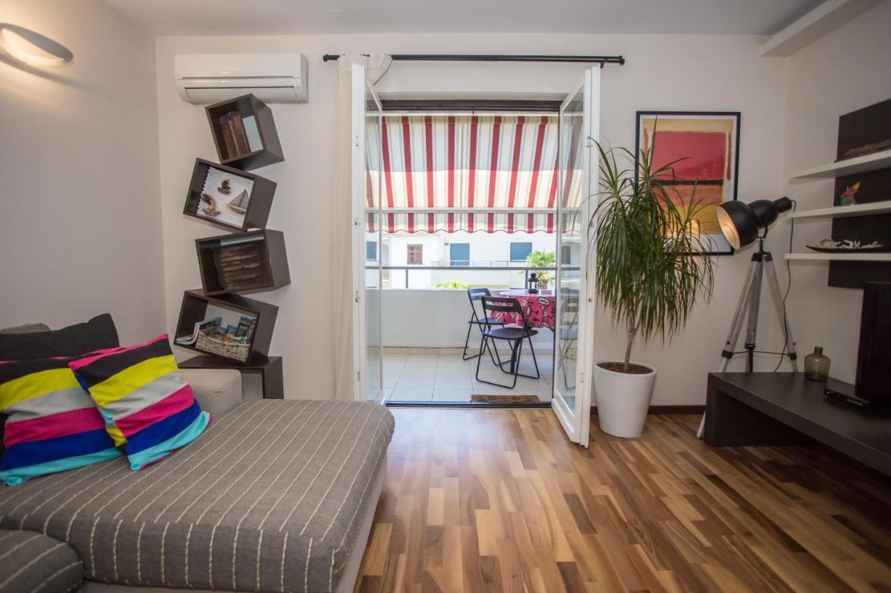 Apartment Summer Breeze